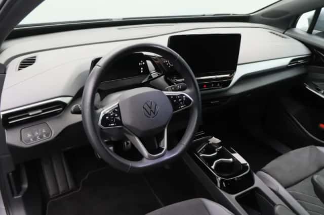 Volkswagen ID.5 (2023) thumbnail 4