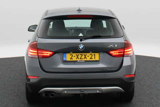 BMW X1 (2014) thumbnail 5
