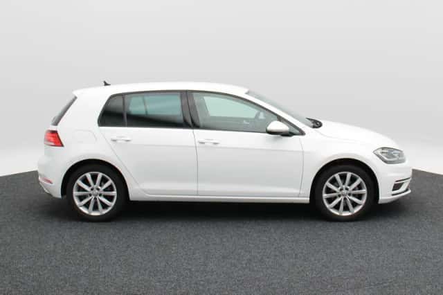 Volkswagen Golf (2020) thumbnail 6