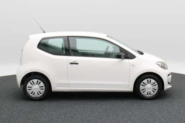 Volkswagen Up! (2016) thumbnail 6