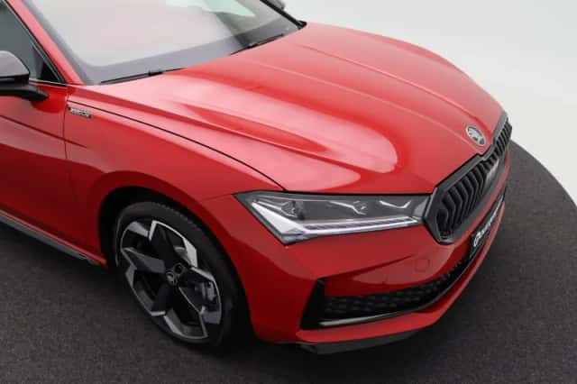 Škoda Superb (2025) thumbnail 11