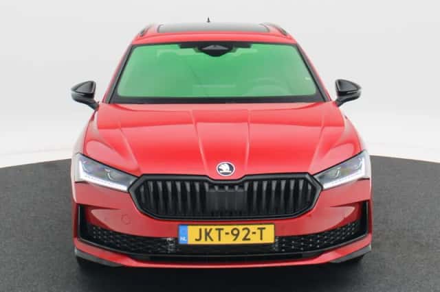 Škoda Superb (2025) thumbnail 4