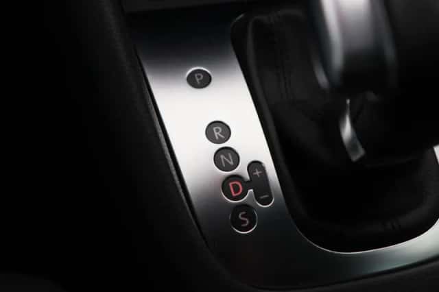 Volkswagen Golf (2011) thumbnail 26