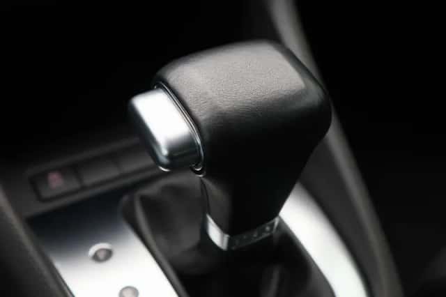 Volkswagen Golf (2011) thumbnail 27