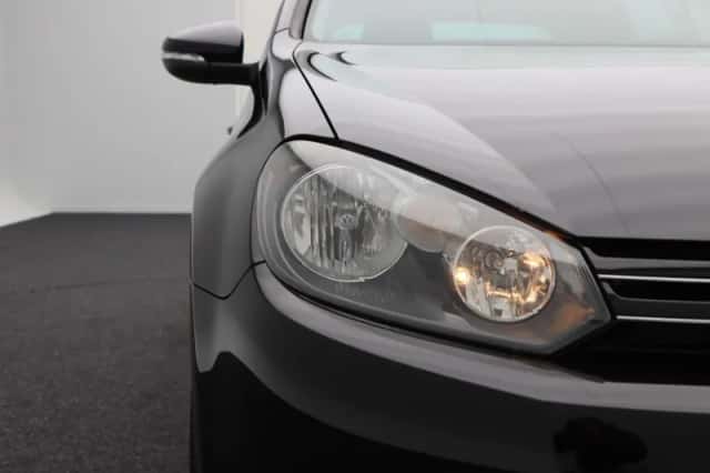 Volkswagen Golf (2011) thumbnail 8