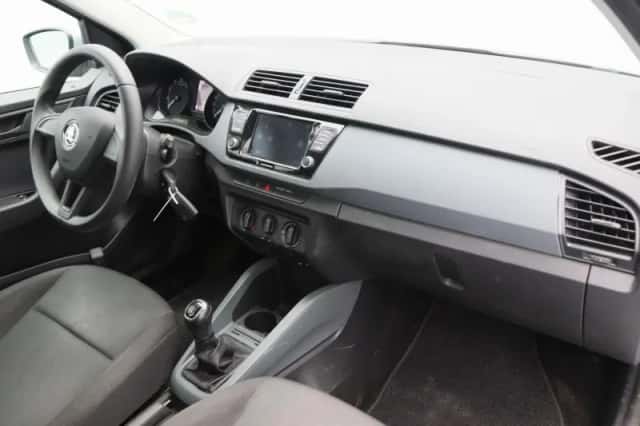 Škoda Fabia (2019) thumbnail 15