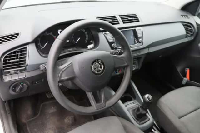 Škoda Fabia (2019) thumbnail 3