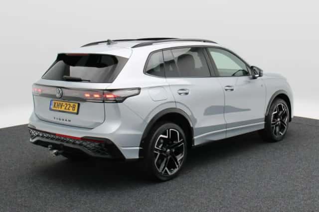 Volkswagen Tiguan (2025) thumbnail 3