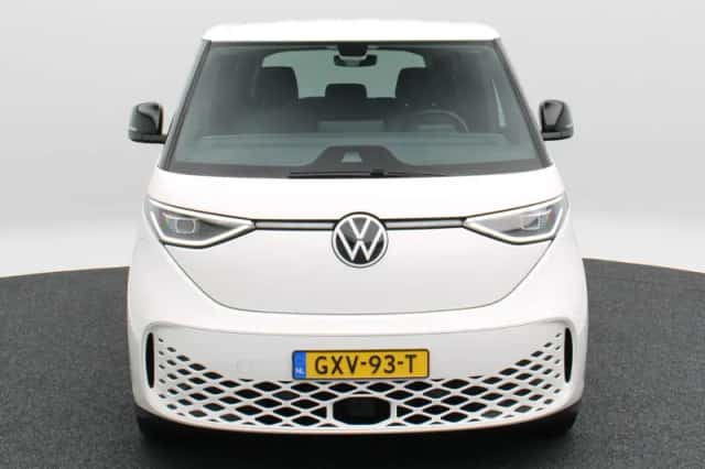 Volkswagen ID. Buzz (2024) thumbnail 5