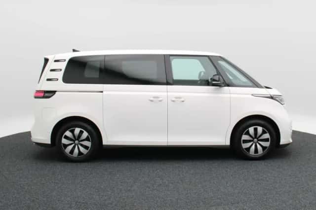 Volkswagen ID. Buzz (2024) thumbnail 8