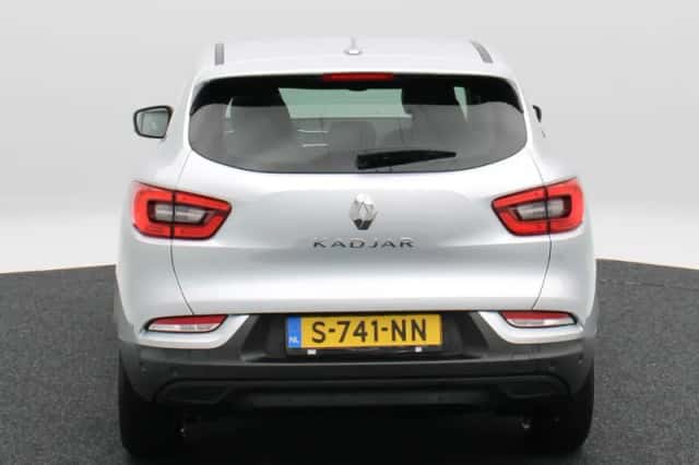 Renault Kadjar (2022) thumbnail 5