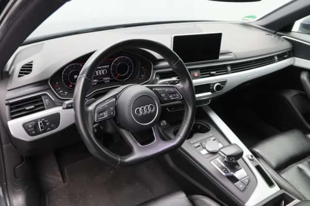 Audi A4 Allroad (2017) thumbnail 3