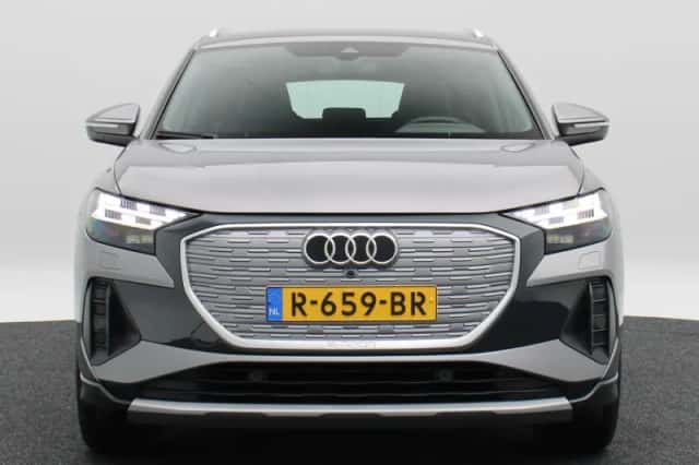 Audi Q4 e-tron (2022) thumbnail 4