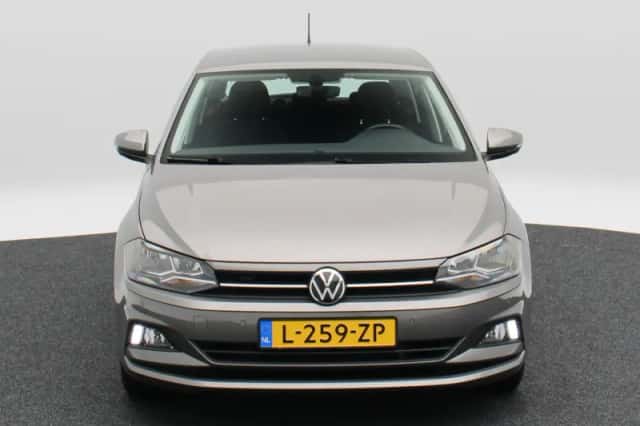 Volkswagen Polo (2021) thumbnail 4