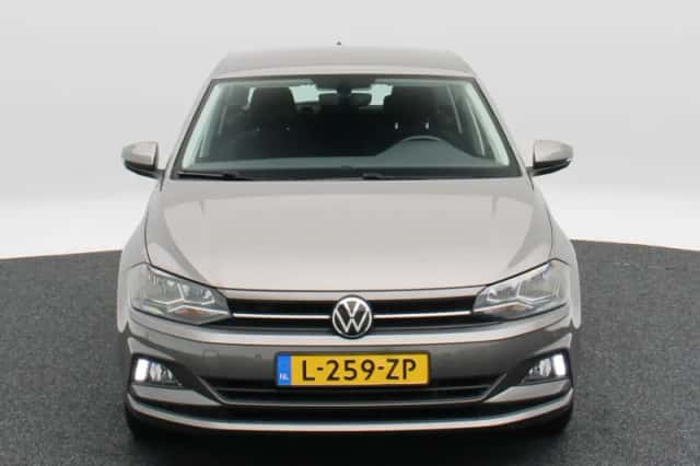 Volkswagen Polo (2021) thumbnail 4