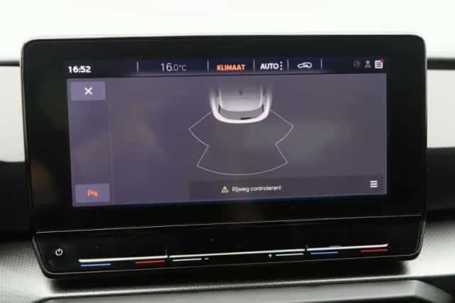 SEAT Leon (2021) thumbnail 26