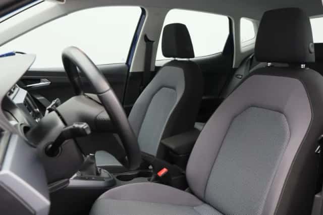 SEAT Arona (2019) thumbnail 5