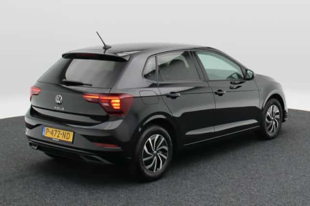 Volkswagen Polo (2022) thumbnail 2