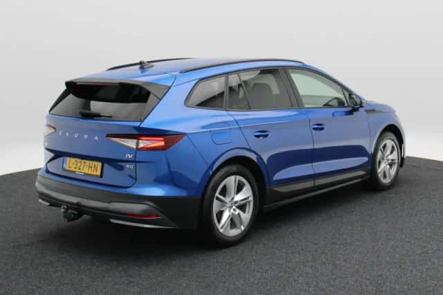 Škoda Enyaq (2021) thumbnail 3