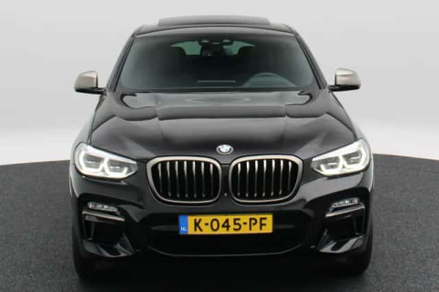 BMW X4 (2018) thumbnail 4