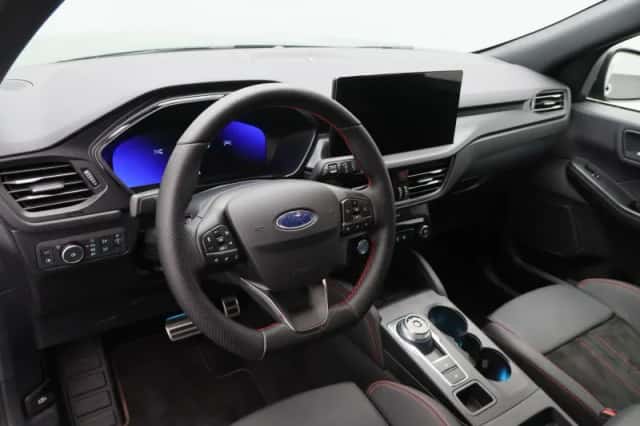 Ford Kuga (2025) thumbnail 3