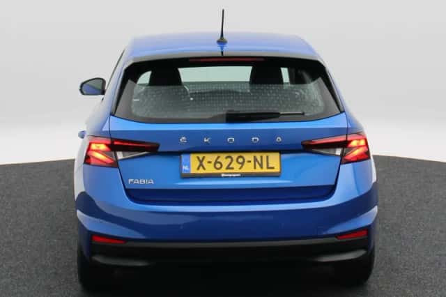 Škoda Fabia (2024) thumbnail 5