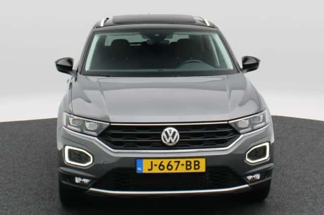 Volkswagen T-Roc (2020) thumbnail 4