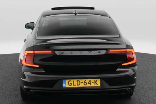 Volvo S90 (2024) thumbnail 6