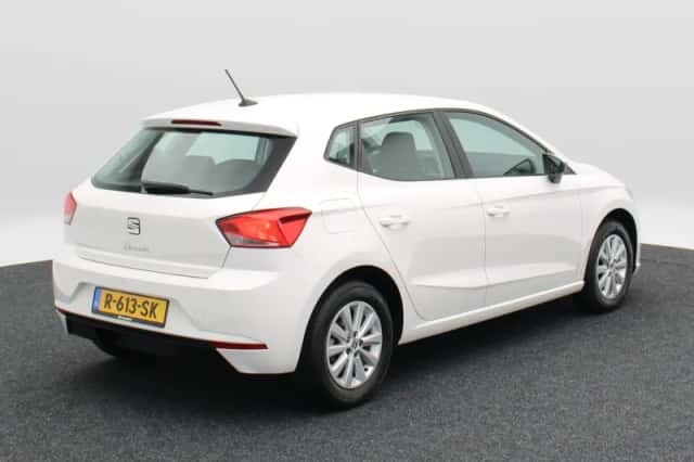 SEAT Ibiza (2022) thumbnail 2