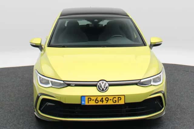 Volkswagen Golf (2021) thumbnail 4