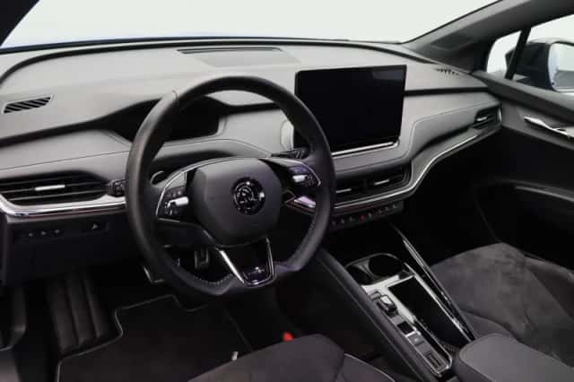 Škoda Enyaq (2022) thumbnail 4