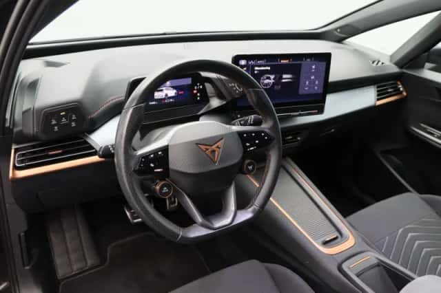 CUPRA Born (2022) thumbnail 4