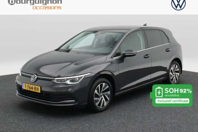 Volkswagen Golf (2020) thumbnail 1
