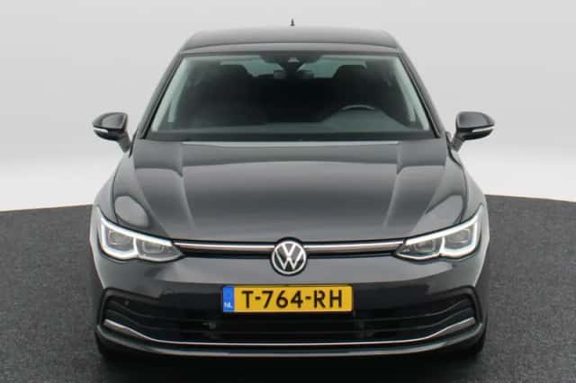 Volkswagen Golf (2020) thumbnail 5