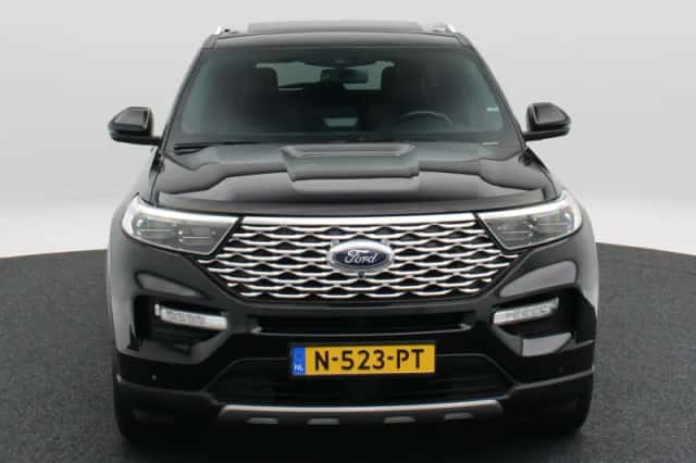 Ford Explorer (2020) thumbnail 5