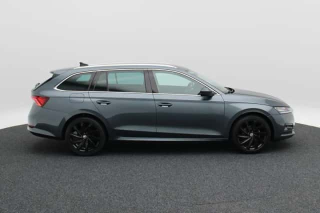 Škoda Octavia (2021) thumbnail 6
