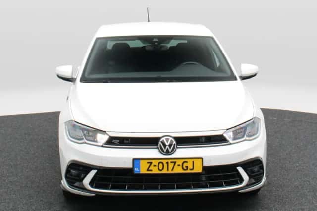 Volkswagen Polo (2023) thumbnail 4