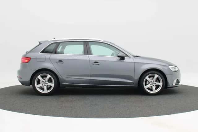 Audi A3 (2018) thumbnail 6