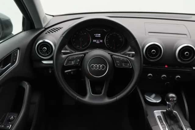 Audi A3 (2018) thumbnail 3