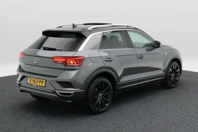 Volkswagen T-Roc (2021) thumbnail 2