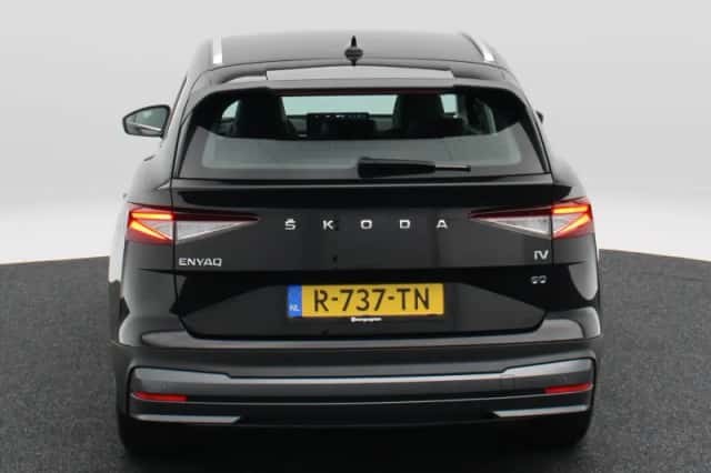 Škoda Enyaq (2022) thumbnail 6