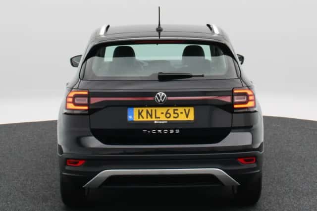 Volkswagen T-Cross (2023) thumbnail 5