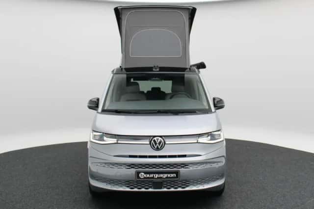 Volkswagen California (2025) thumbnail 5