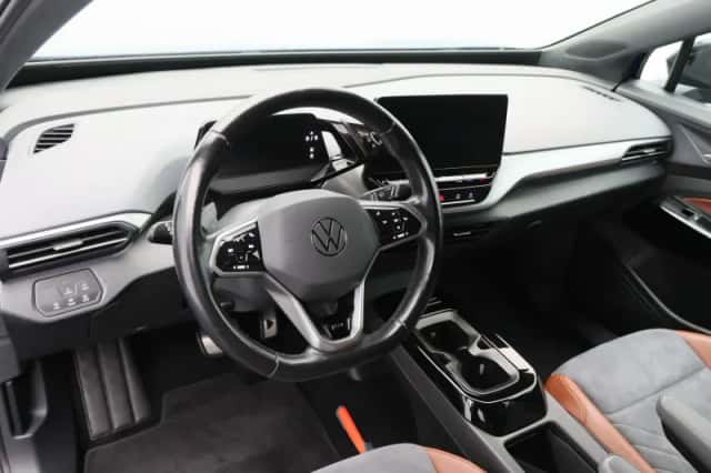 Volkswagen ID.4 (2020) thumbnail 4