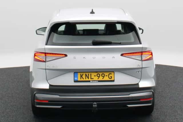 Škoda Enyaq (2023) thumbnail 6