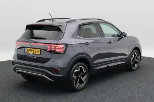 Volkswagen T-Cross (2025) thumbnail 2