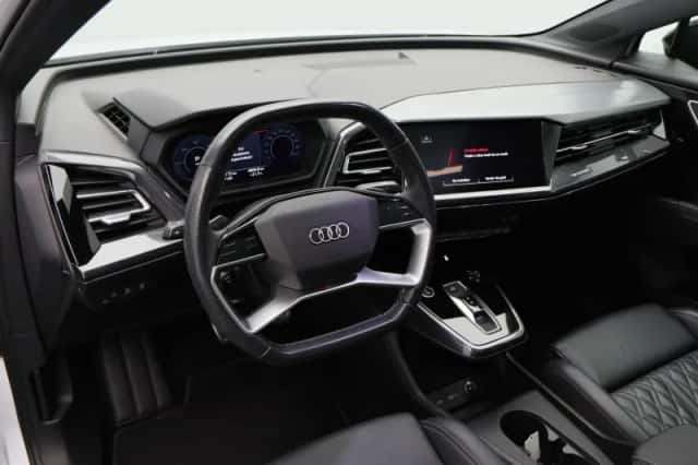 Audi Q4 e-tron (2021) thumbnail 4