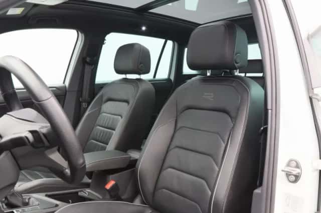 Volkswagen Tiguan (2023) thumbnail 6