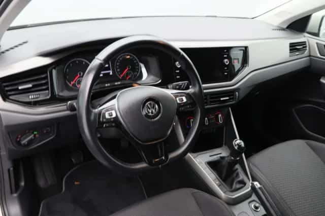 Volkswagen Polo (2020) thumbnail 3