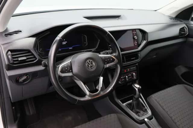 Volkswagen T-Cross (2019) thumbnail 3